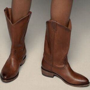 Frye Billy Daisy Pull-on Boots